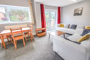 Photo 25- click for photo gallery